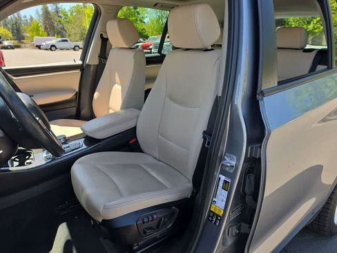 Used 2016 BMW X3 xDrive28i AWD/4WD image 11