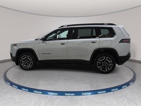 Used 2026 Jeep Cherokee Limited AWD/4WD image 9