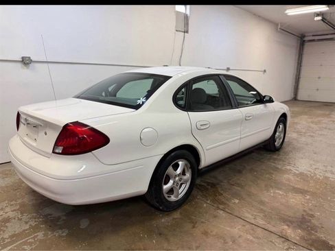 Used 2002 Ford Taurus SES FWD image 5