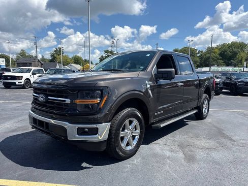Used 2024 Ford F150 XLT w/ Mobile Office Package AWD/4WD image 2