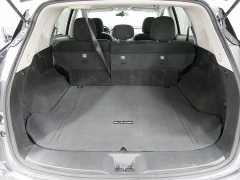 Used 2017 Nissan Murano S image 10