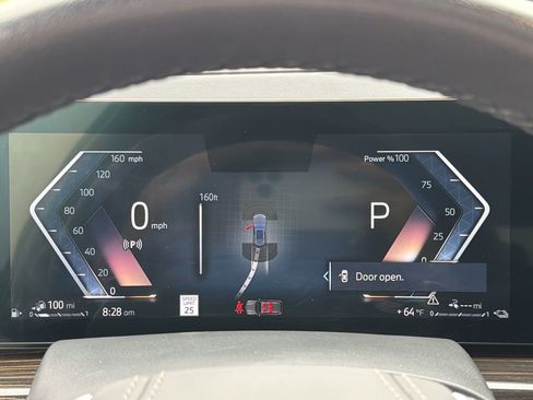 Used 2025 BMW X5 xDrive50e image 28