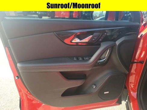 Used 2023 Chevrolet Blazer RS w/ Driver Confidence II Package image 8