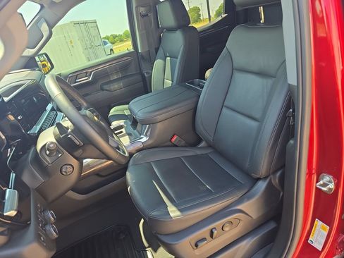 Used 2024 Chevrolet Silverado 1500 LTZ w/ LTZ Convenience Package II AWD/4WD image 16