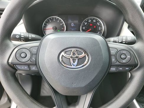 Used 2020 Toyota RAV4 XLE w/ Convenience Package image 25