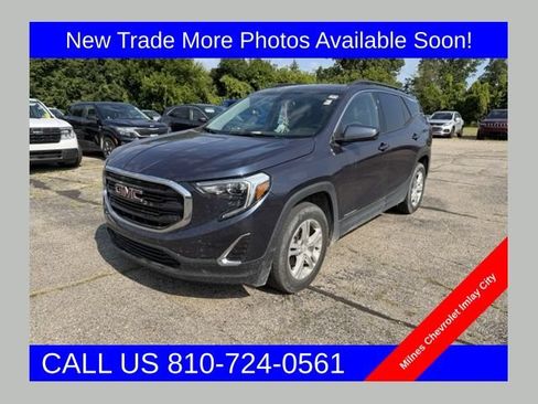 Used 2018 GMC Terrain SLE w/ Driver Convenience Package AWD/4WD image 1