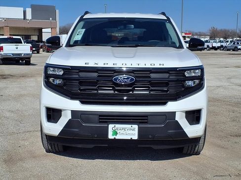 New 2026 Ford Expedition Max Active image 2