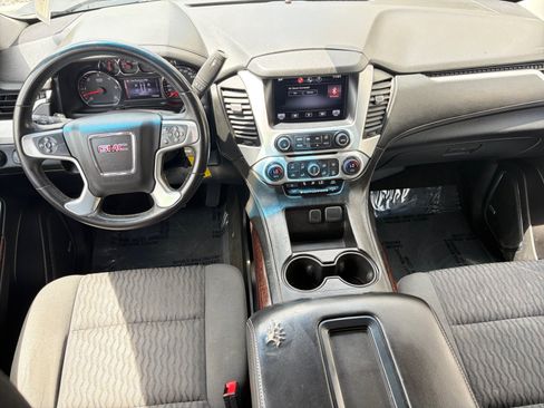 Used 2015 GMC Yukon SLE w/ Convenience Package AWD/4WD image 17