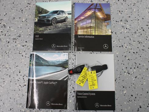 Used 2017 Mercedes-Benz GLE 400 4MATIC image 96