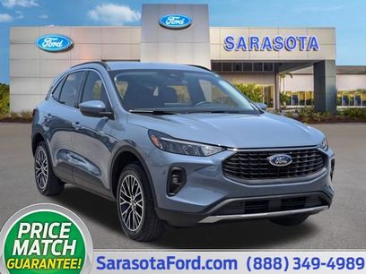 New 2025 Ford Escape SE