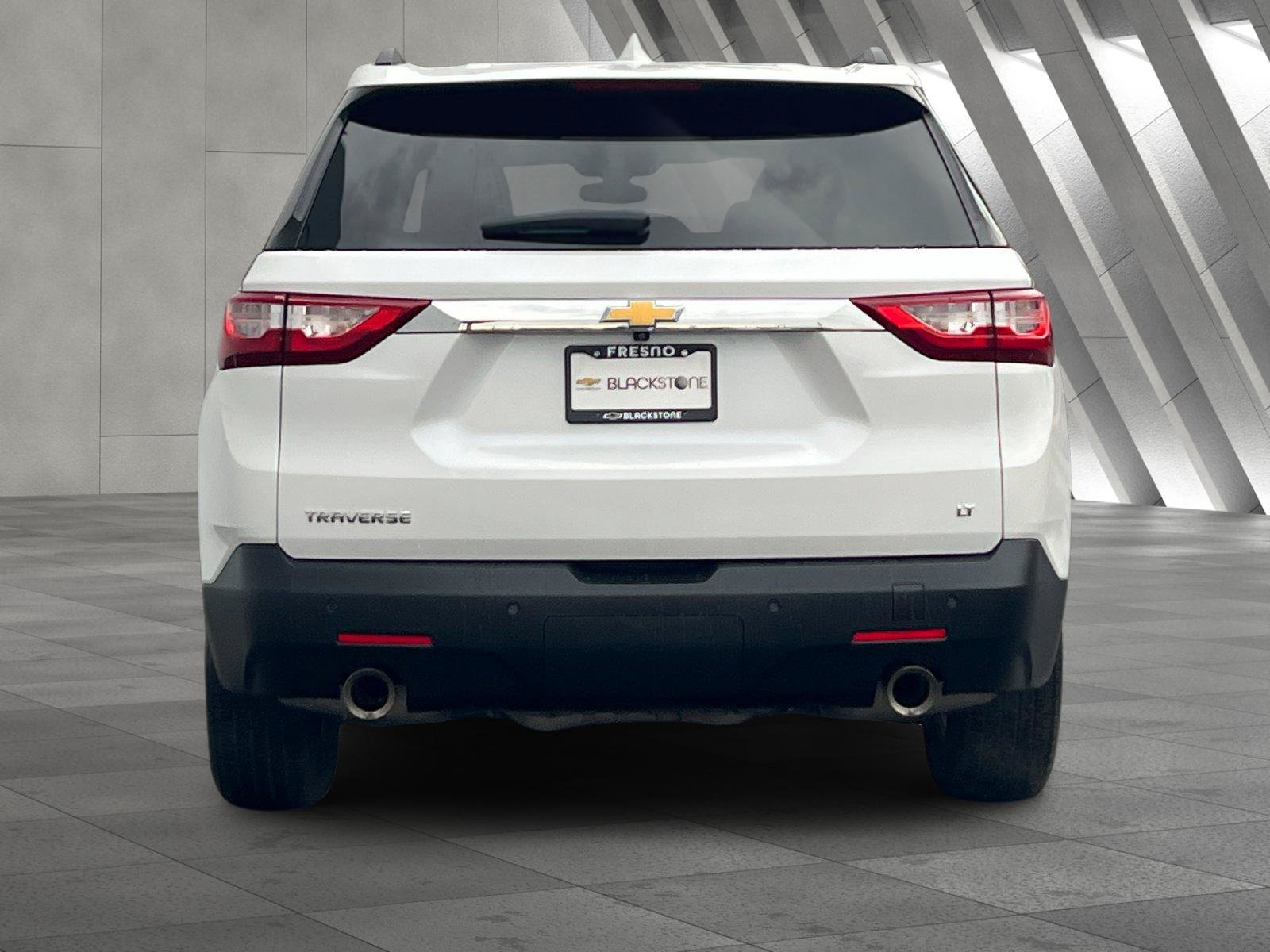 Used 2021 Chevrolet Traverse LT FWD image 5