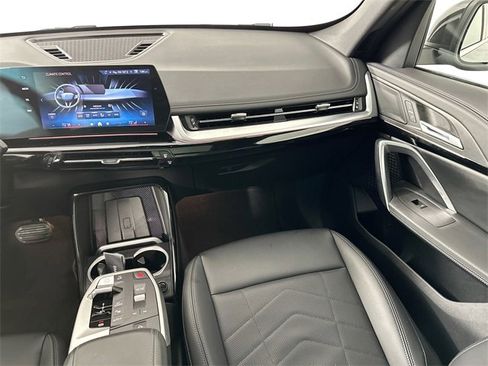 Used 2025 BMW X1 xDrive28i image 26