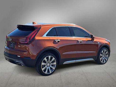 Used 2019 Cadillac XT4 Premium Luxury w/ Technology Package AWD/4WD image 8