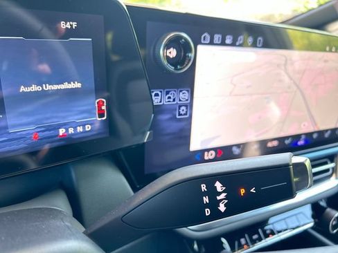 New 2026 Chevrolet Equinox EV LT AWD/4WD image 16