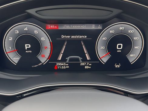 Certified 2023 Audi Q8 Premium Plus w/ Premium Plus Package AWD/4WD image 23