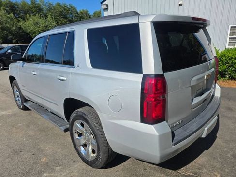 Used 2019 Chevrolet Tahoe LT w/ LT Signature Package AWD/4WD image 7
