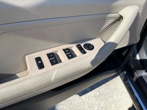 Used 2015 Hyundai Sonata Limited FWD image 14