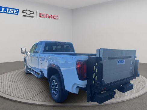 Certified 2023 GMC Sierra 3500 SLT w/ SLT Convenience Package image 4