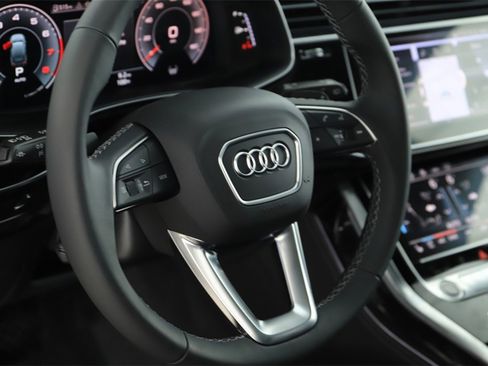 New 2025 Audi Q7 3.0T Premium Plus image 16