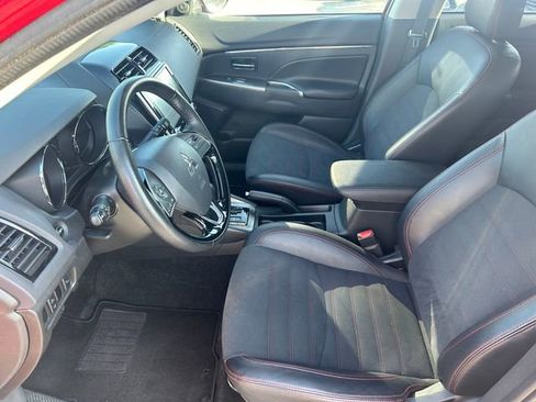 Used 2024 Mitsubishi Outlander Sport SE image 27