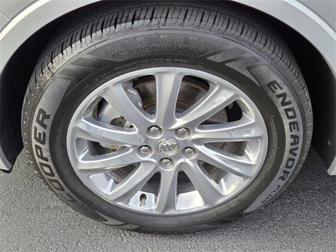 Used 2019 Buick Envision Essence image 8