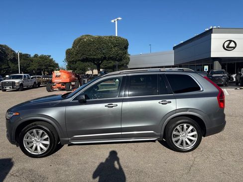 Used 2018 Volvo XC90 T6 Momentum w/ Protection Package AWD/4WD image 2