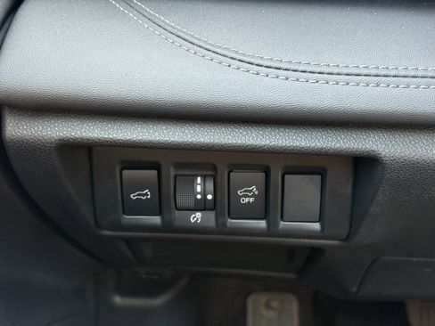 Used 2021 Subaru Outback Touring XT image 15