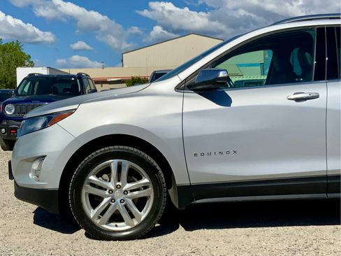 Used 2019 Chevrolet Equinox Premier AWD/4WD image 10