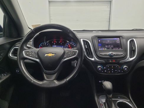 Used 2022 Chevrolet Equinox LT FWD image 22