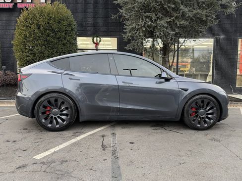 Used 2021 Tesla Model Y Performance image 21