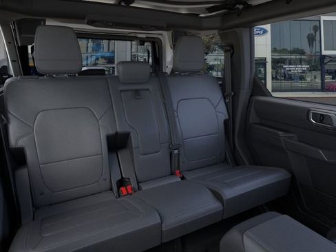 New 2026 Ford Bronco Badlands w/ Sasquatch Package AWD/4WD image 11