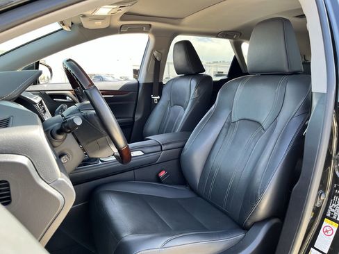 Used 2019 Lexus RX 350L 350L Premium image 23