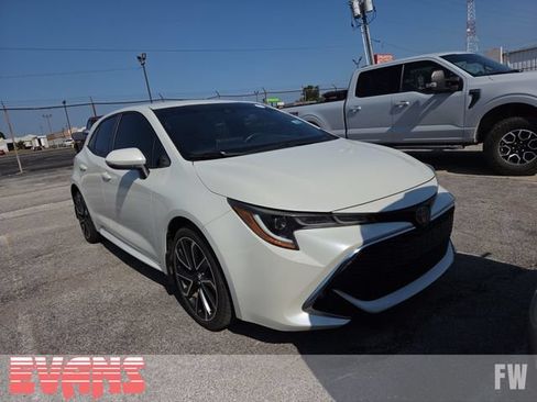 Used 2019 Toyota Corolla XSE FWD image 1