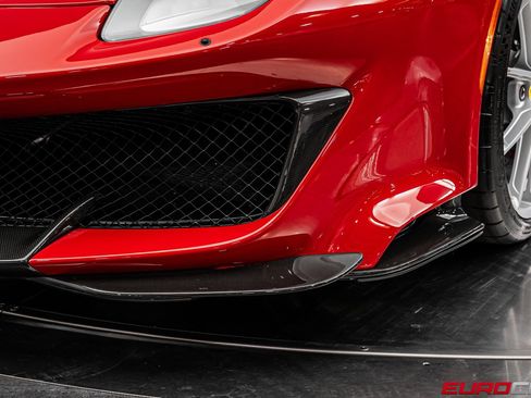Used 2019 Ferrari 488 Pista Coupe RWD image 16