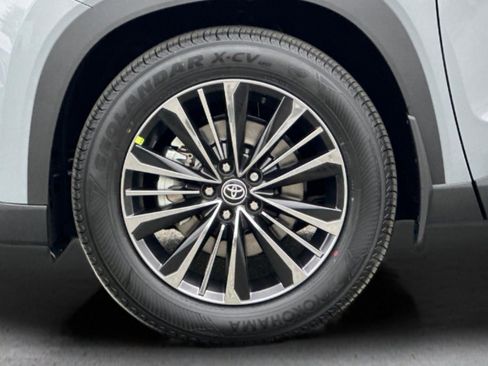 New 2026 Toyota Grand Highlander AWD Hybrid image 30
