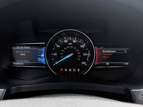 Used 2016 Ford Explorer XLT w/ Equipment Group 202A FWD image 6