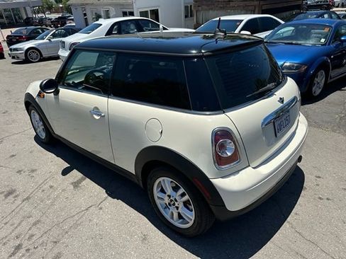 Used 2012 MINI Cooper Hardtop image 4