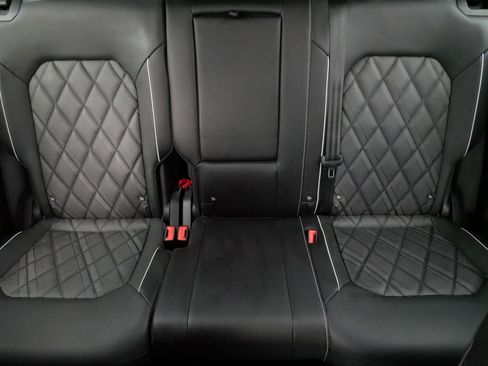 Used 2025 Volkswagen Atlas SEL Premium R-Line image 13