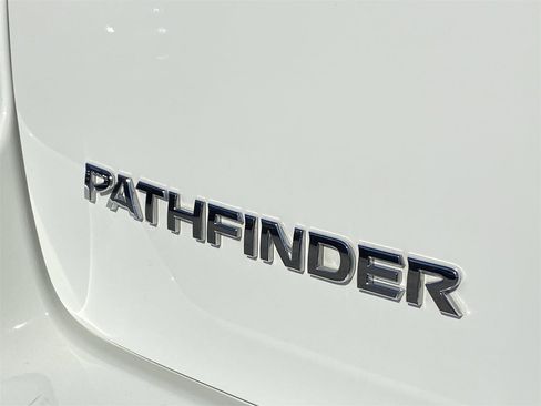 Certified 2020 Nissan Pathfinder S image 33