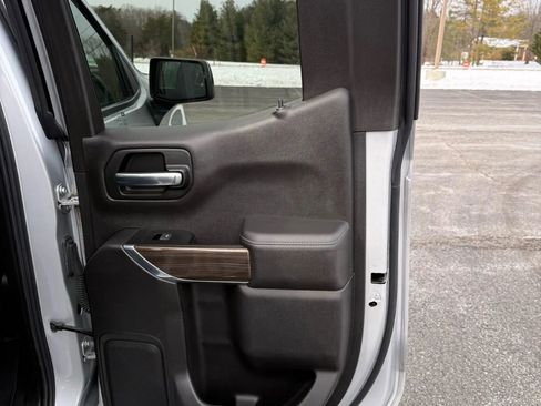 Used 2019 Chevrolet Silverado 1500 RST w/ All-Star Edition image 38