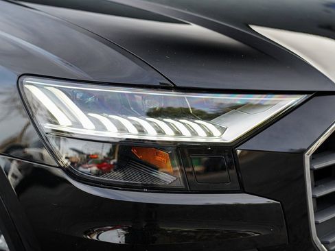 Used 2023 Audi Q8 Premium w/ Convenience Package image 6