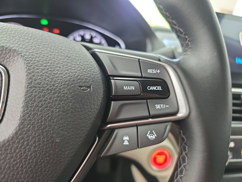 Used 2019 Honda Accord EX-L image 17