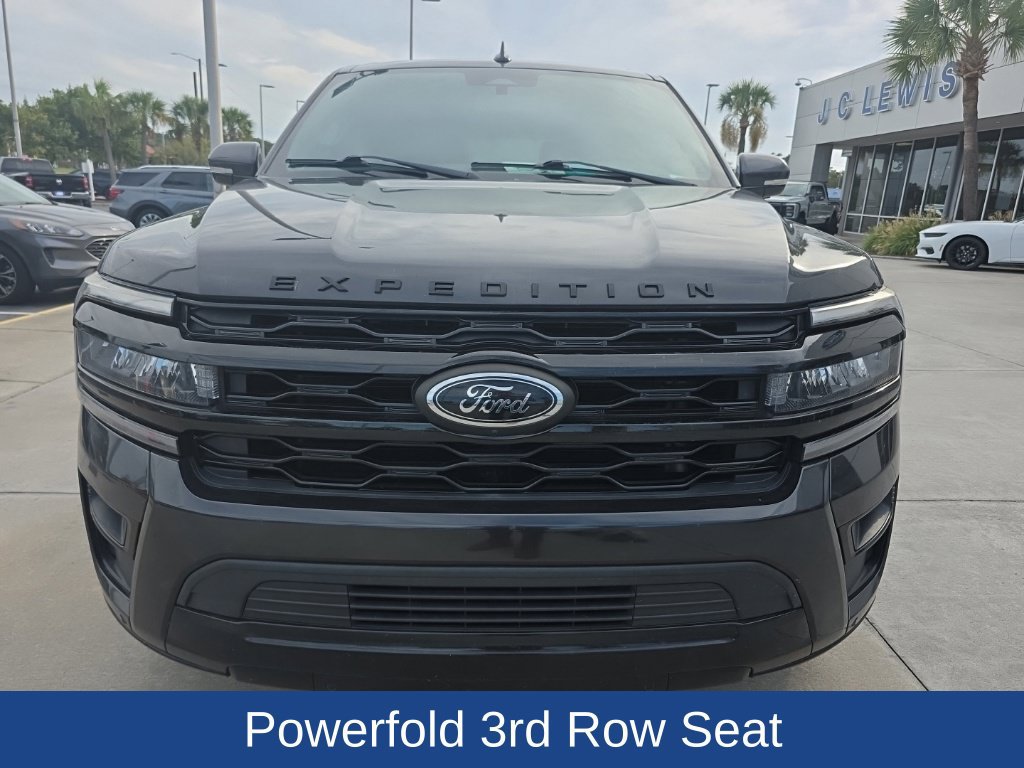 Used 2023 Ford Expedition Limited RWD image 3