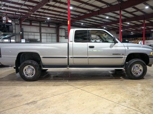 Used 1998 Dodge Ram 2500 Truck 4x4 Quad Cab image 10