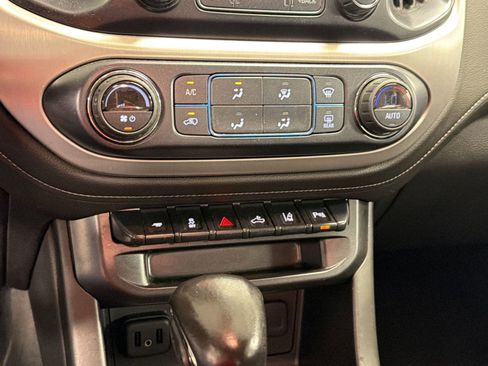 Used 2022 GMC Canyon Elevation w/ Driver Alert Package RWD image 19