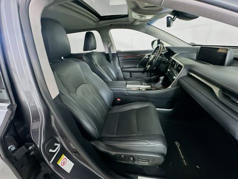 Used 2018 Lexus RX 350L image 32