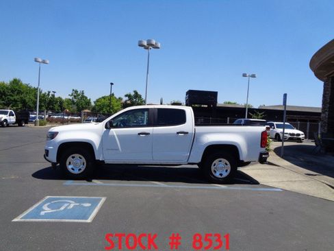 Used 2017 Chevrolet Colorado W/T w/ WT Convenience Package AWD/4WD image 2