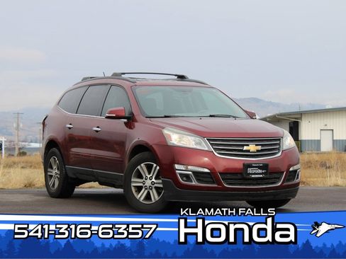 Used 2016 Chevrolet Traverse LT w/ LPO, 'HIT The Road' Package image 1