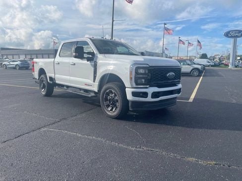 Used 2024 Ford F350 Lariat w/ Lariat Ultimate Package AWD/4WD image 3