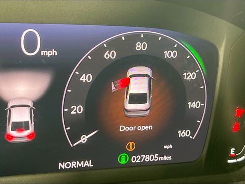 Used 2023 Honda Accord Sport image 12